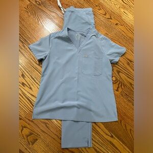 Figs scrub set size medium